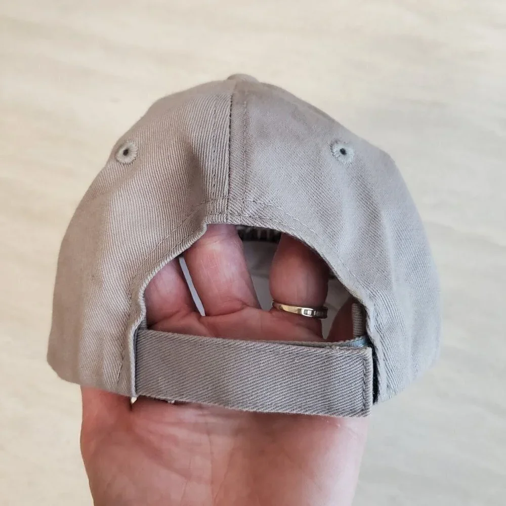 Disney Animal‎ Kingdom Hat Baseball Cap Gray Size Youth Mickey Mouse Hook & Loop
